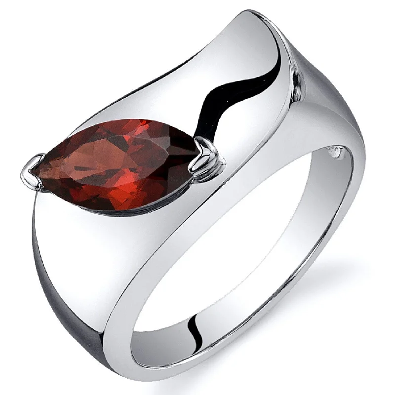 Sterling Silver 1.25 ct Garnet Solitaire Ring