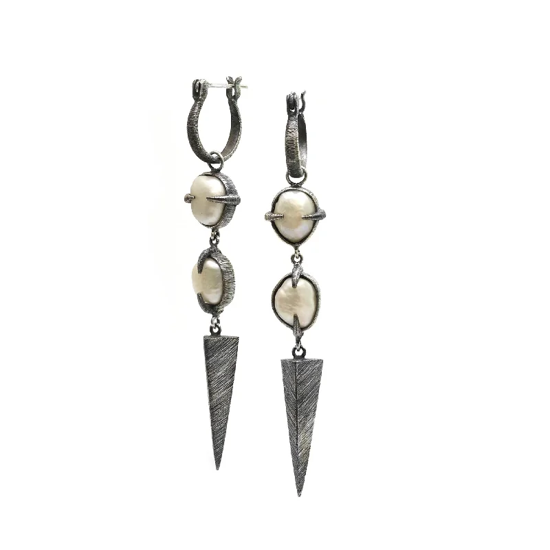 Aphrodite Pearl Earrings