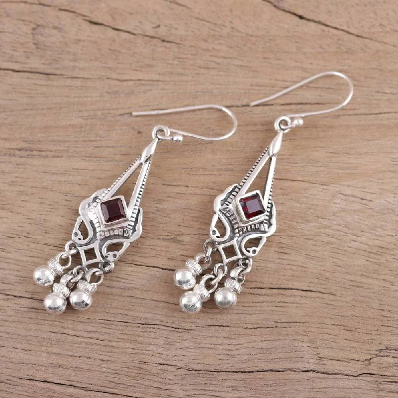 NOVICA Handmade Sterling Silver 'Delightful Dangle' Garnet Earrings (India) - 2L*0.4W